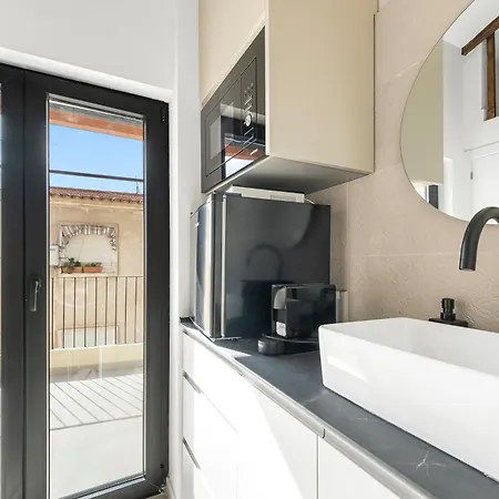 Apartment Lovely Loft Toledo