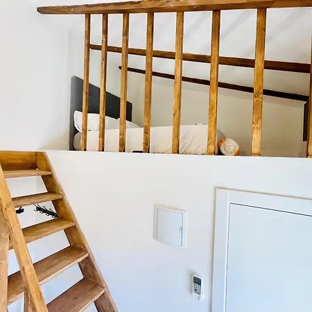 Apartment Lovely Loft Toledo